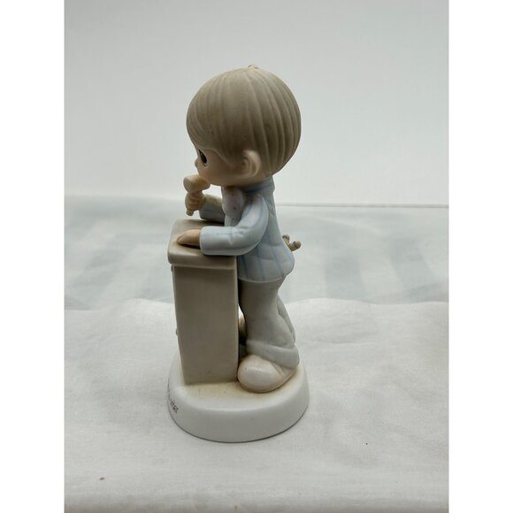 Precious Moments 1983 Collectors Club Let Us Call This Club To Order E-0303 Figu - Picture 6 of 11